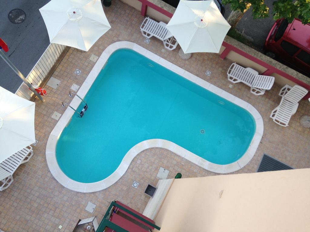 Aron Hotel Rimini Luaran gambar